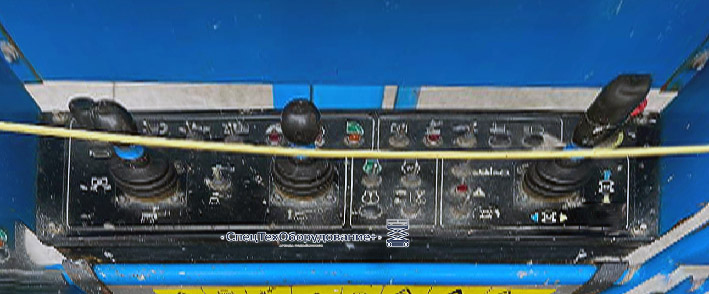 Genie Z45XC верхний пульт