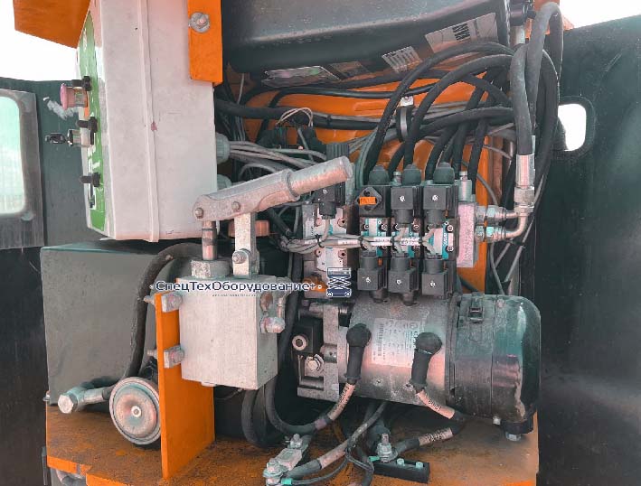 Airo VG 700-WIND отсек с гидравликой