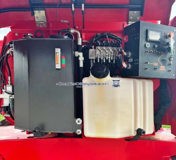 LGMG AR14J отсек с гидравликой